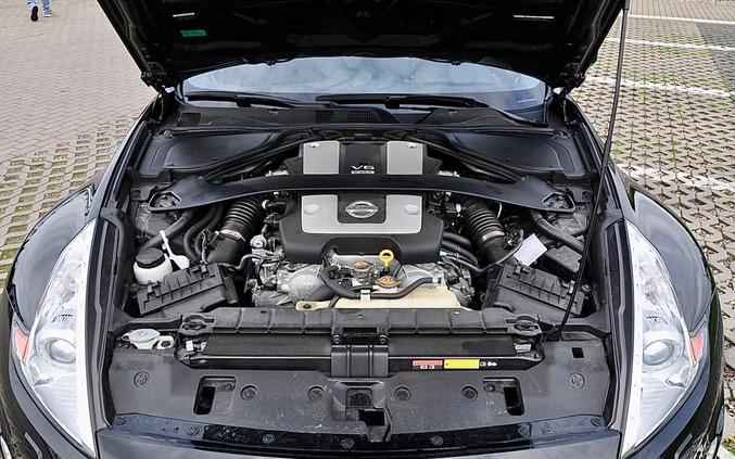Nissan 370 Z cena 99900 przebieg: 35000, rok produkcji 2013 z Sejny małe 277